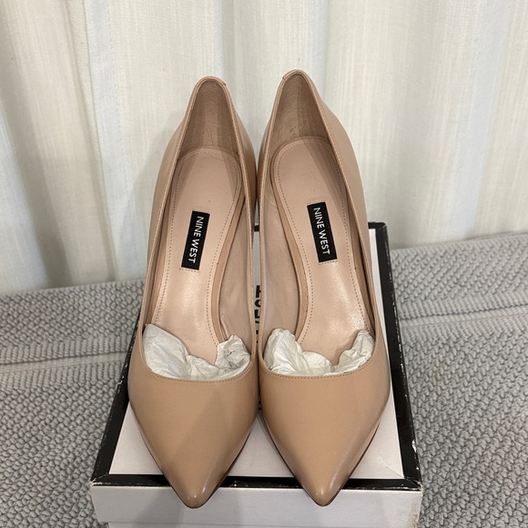 Nine West Nude Camel Leather Women’s Dress Heels Pumps Sz 9 - Picture 3 of 7
